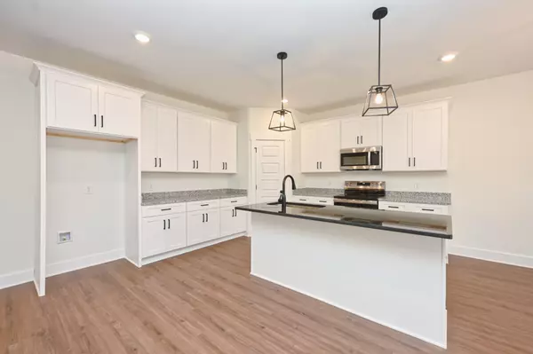 Greenbrier, TN 37073,1108 Angus Way