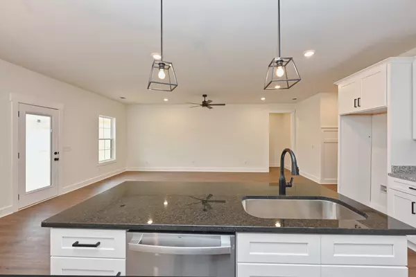 Greenbrier, TN 37073,1108 Angus Way