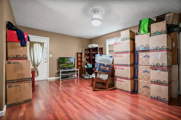 Gainesboro, TN 38562,337 N Murray St