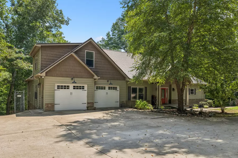 368 Rackley Rd, Hohenwald, TN 38462