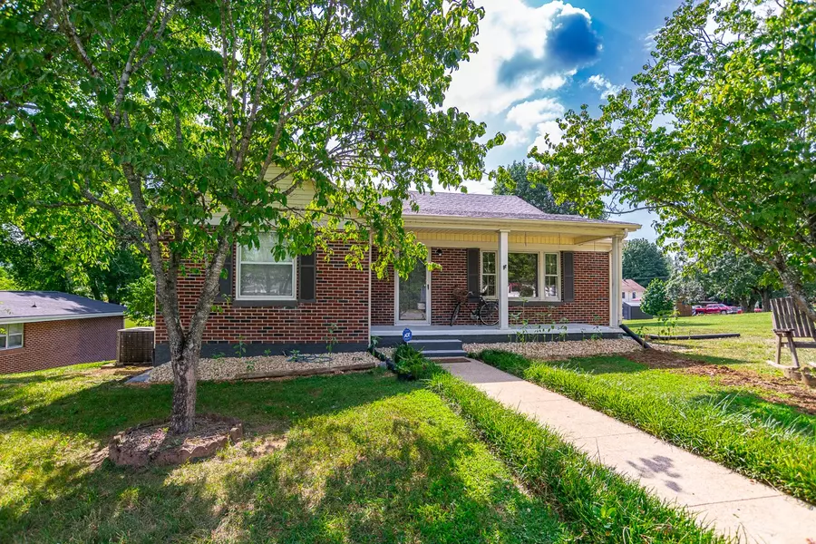 801 2nd Ave, Fayetteville, TN 37334
