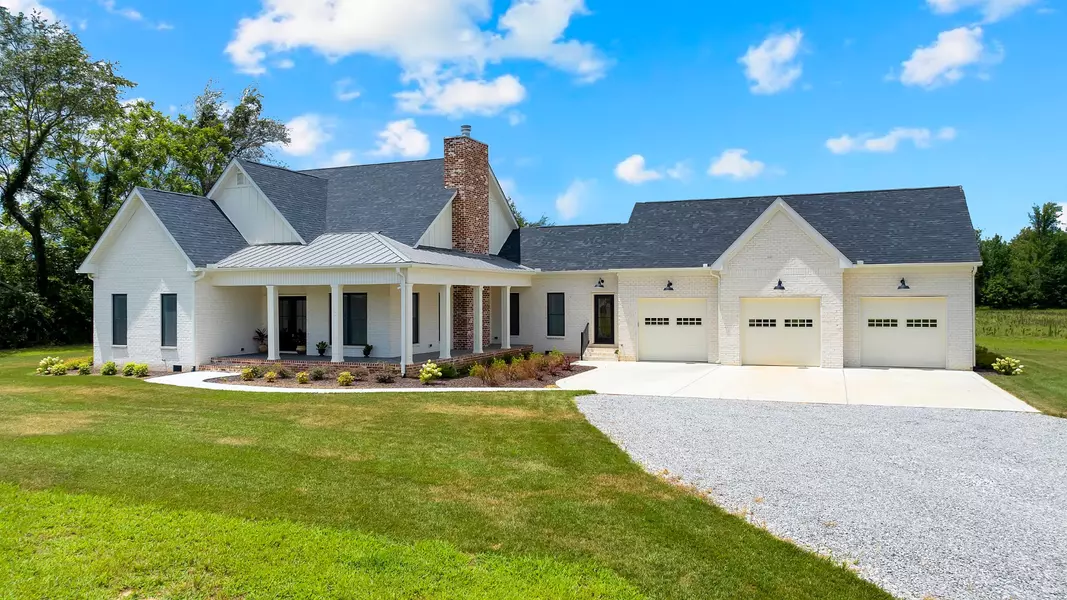 411 Bryan Rd, Hillsboro, TN 37342