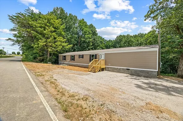 Spencer, TN 38585,814 Old Dunlap St