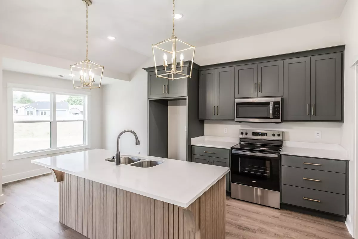 Greenbrier, TN 37073,4162 Hereford Dr