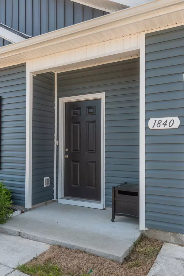 Columbia, TN 38401,1840 Holdens Hollows