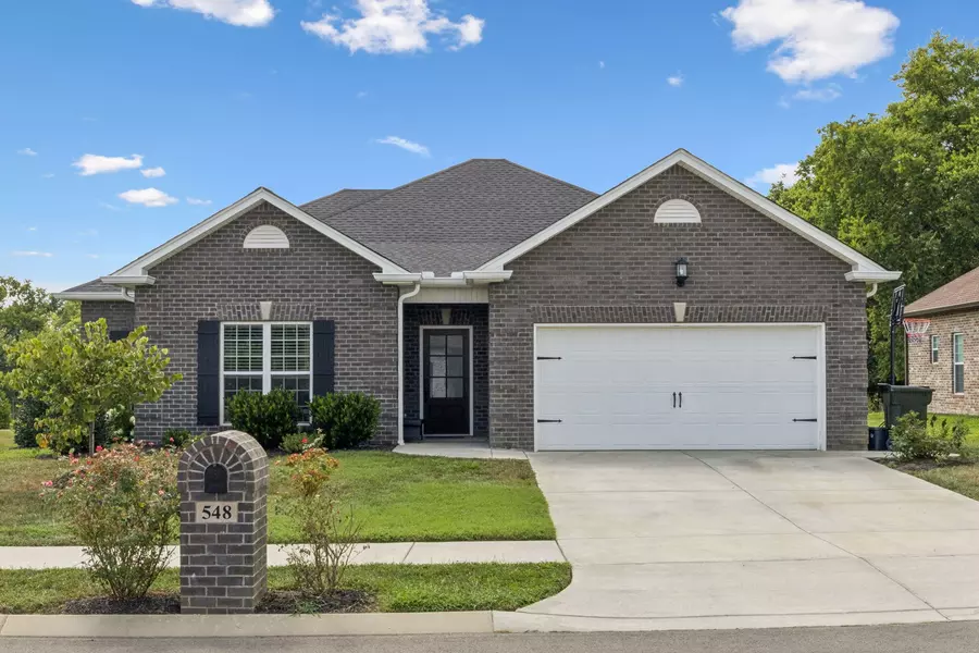 548 Dottie Dr, Gallatin, TN 37066