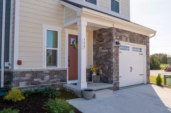 753 Lipizanner Ln, Smyrna, TN 37167