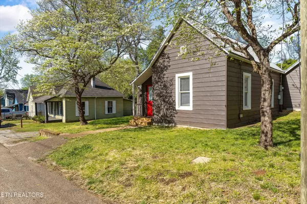 Knoxville, TN 37920,2214 Lincoln St