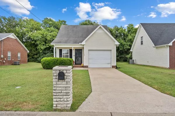 Murfreesboro, TN 37130,1140 Eastwoods Dr