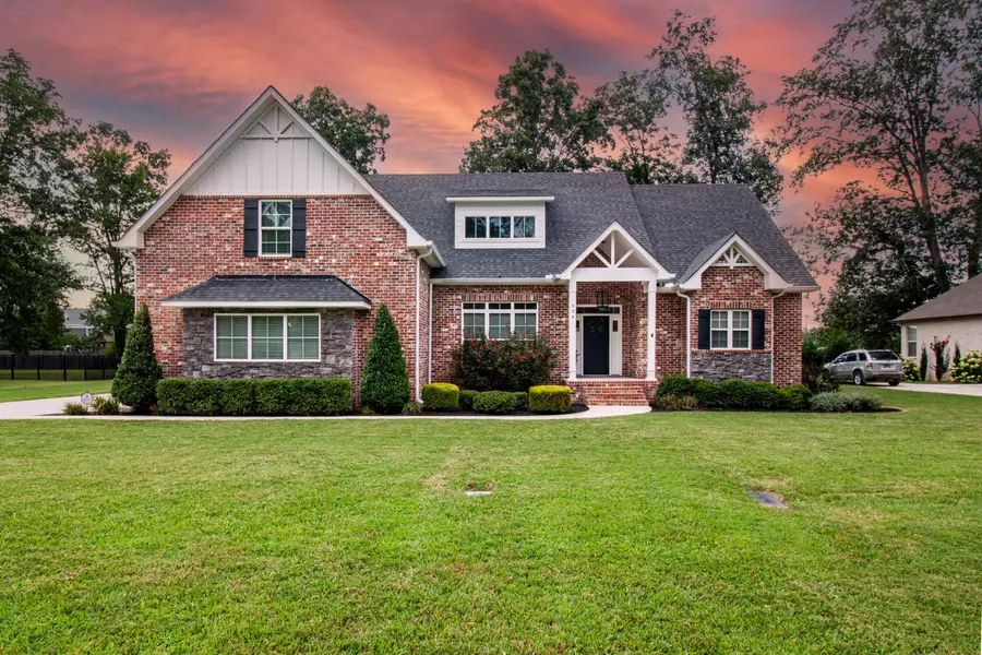 634 Lexington Cir, Manchester, TN 37355