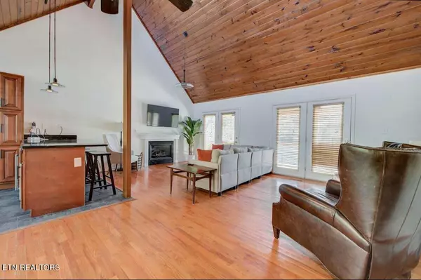 Harriman, TN 37748,408 Lakecrest Drive