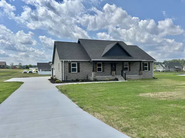 Manchester, TN 37355,225 Randall Ln