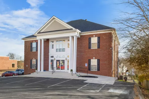 Clarksville, TN 37040,212 Madison St