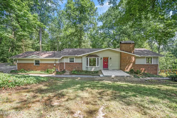 128 Oklahoma Ave, Oak Ridge, TN 37830