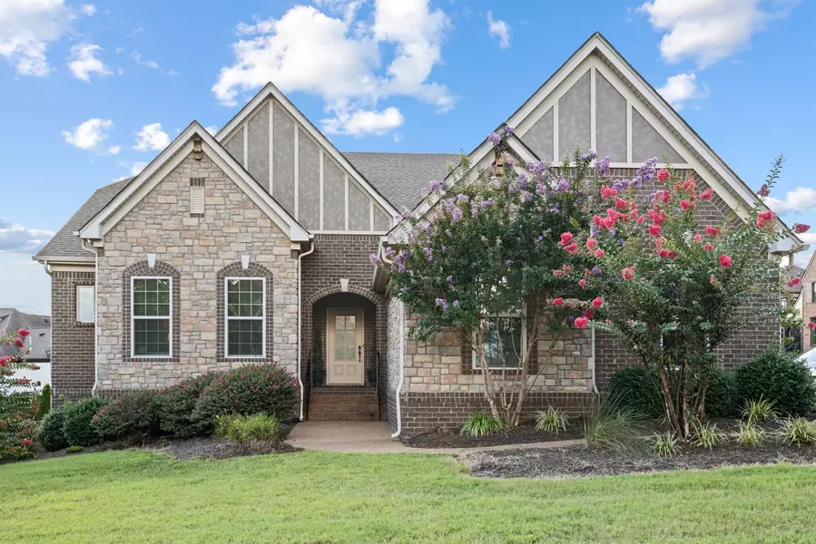 417 Sweet Fern Dr, Nolensville, TN 37135