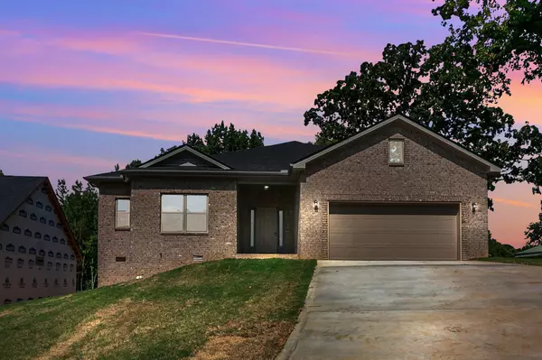 Paris, TN 38242,96 Mockingbird Lane