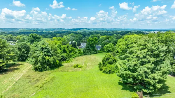 Columbia, TN 38401,2295 Nashville Hwy