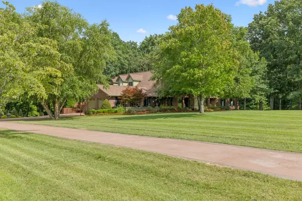 Greenbrier, TN 37073,3225 Pinson School Rd