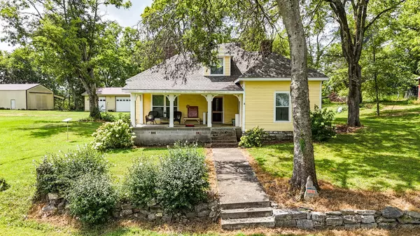Bell Buckle, TN 37020,2640 Highway 82 E
