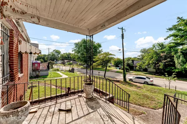 Knoxville, TN 37917,2419 Cecil Ave