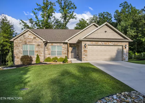 142 Forest View Drive,  Crossville,  TN 38558