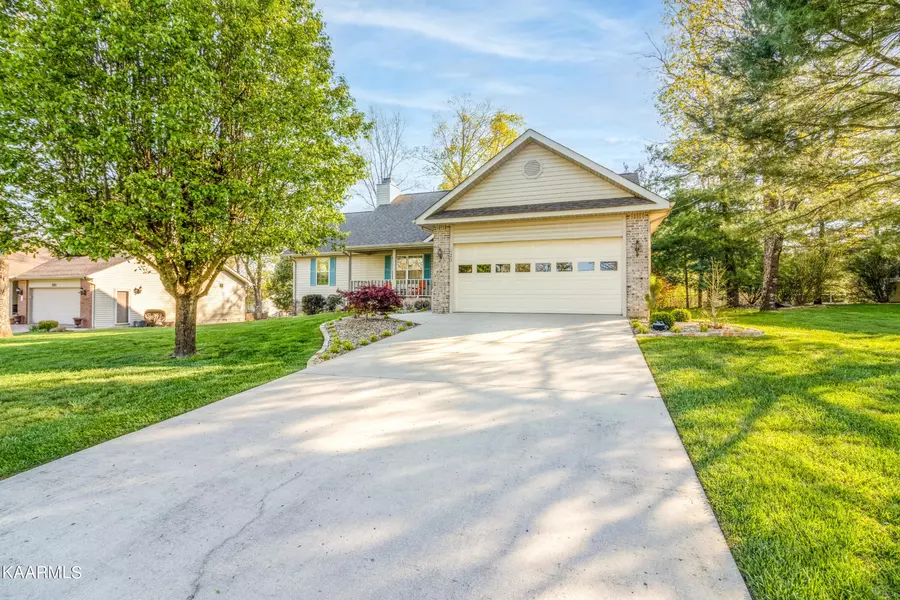 123 Berkshire Loop, Crossville, TN 38558