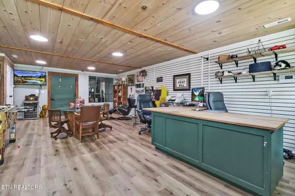 Crossville, TN 38571,2496 Chestnut Hill Rd