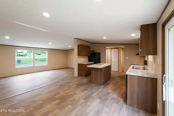 Knoxville, TN 37920,815 Valley Drive