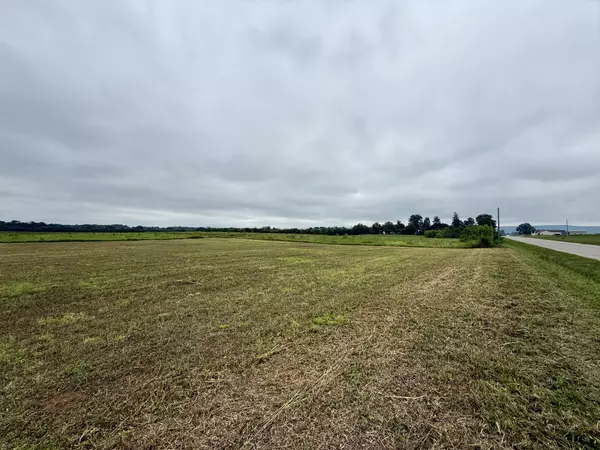Winchester, TN 37398,0 Rowe Gap Road