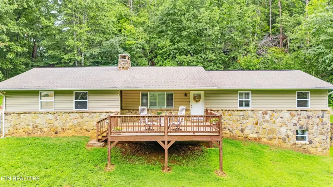 641 Old Piney Rd, Maryville, TN 37803