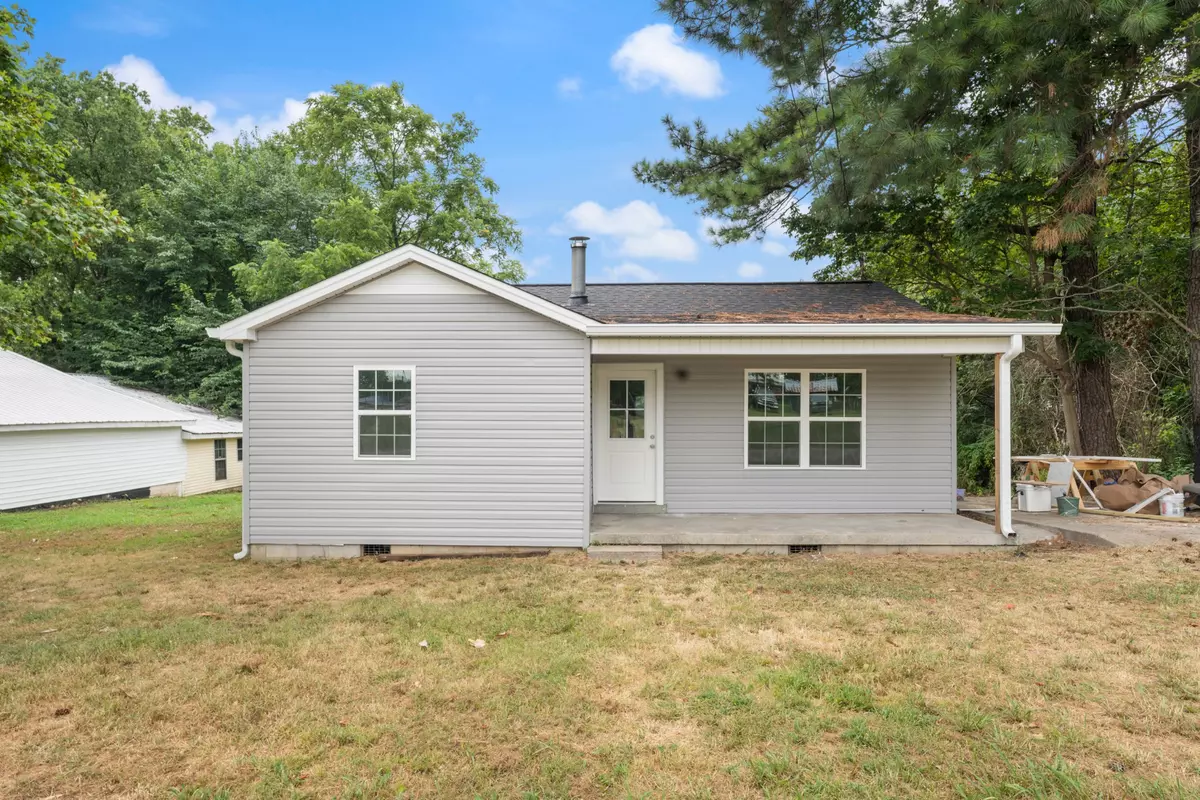 Summertown, TN 38483,103 Corbin St