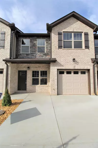 1204 Villa Cir, Lebanon, TN 37090