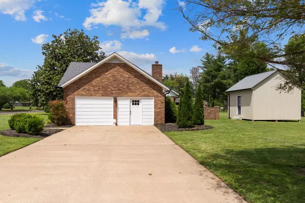 Murfreesboro, TN 37130,706 N Rutherford Blvd