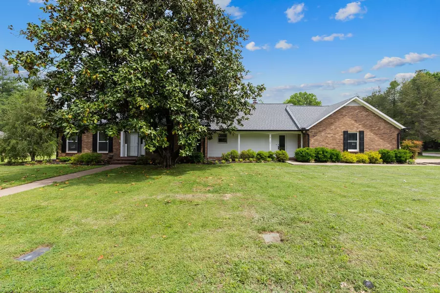 706 N Rutherford Blvd, Murfreesboro, TN 37130