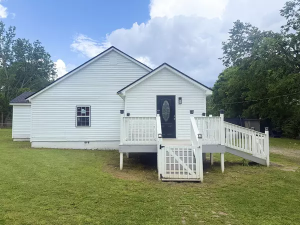 Nashville, TN 37218,4002 Cedar Cir