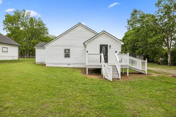 Nashville, TN 37218,4002 Cedar Cir