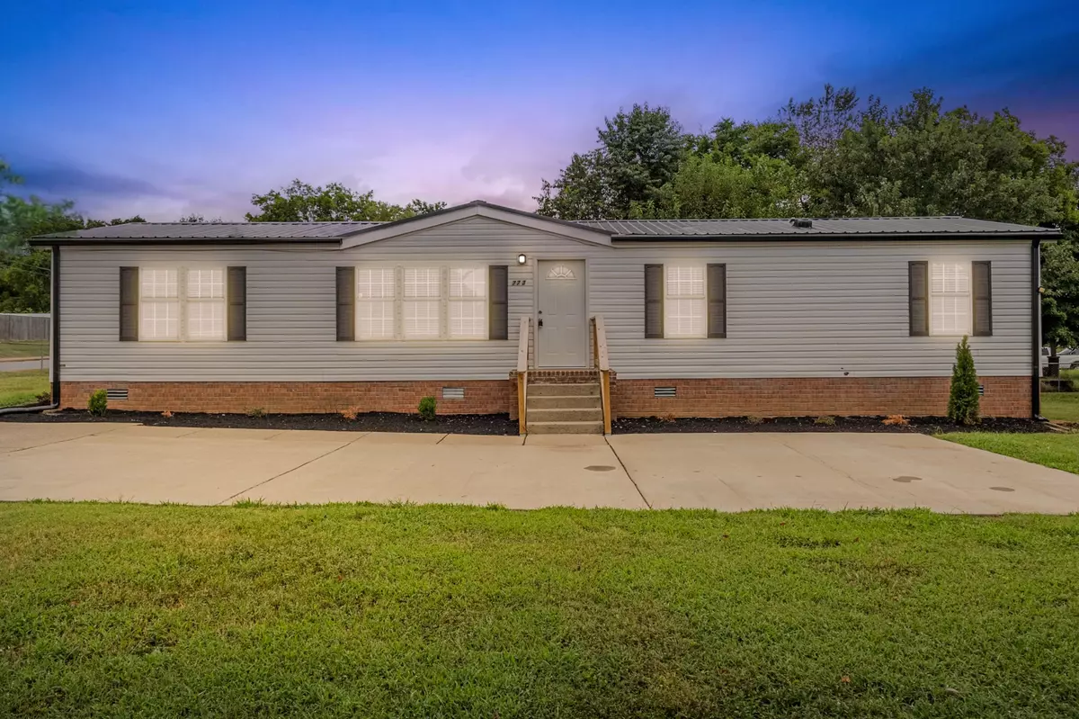 Gallatin, TN 37066,773 W Eastland St