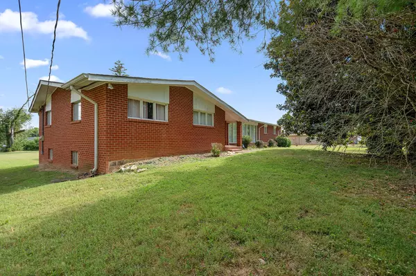 Nashville, TN 37218,3952 Drakes Branch Rd