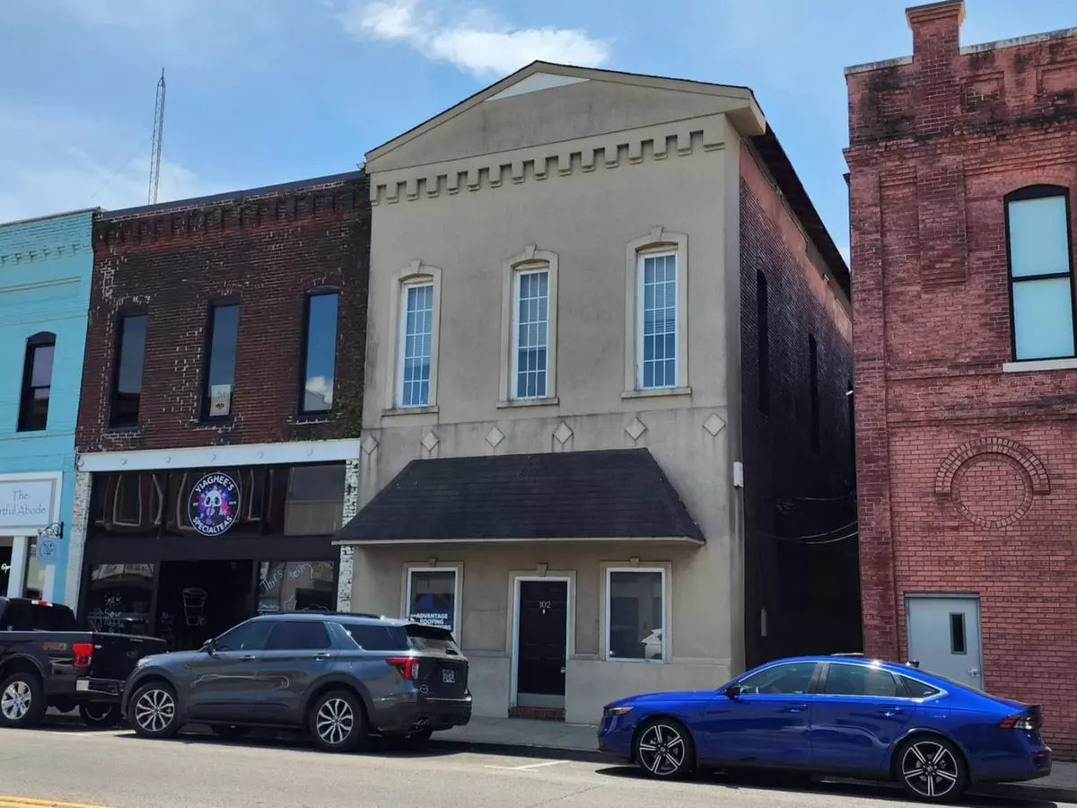 Lebanon, TN 37087,102C E Main St