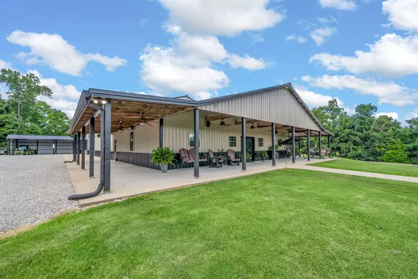 Dickson, TN 37055,950 Choate Rd