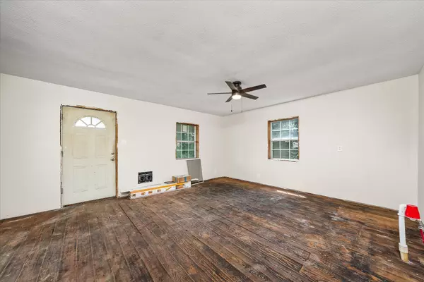 Gainesboro, TN 38562,3341 York Hwy