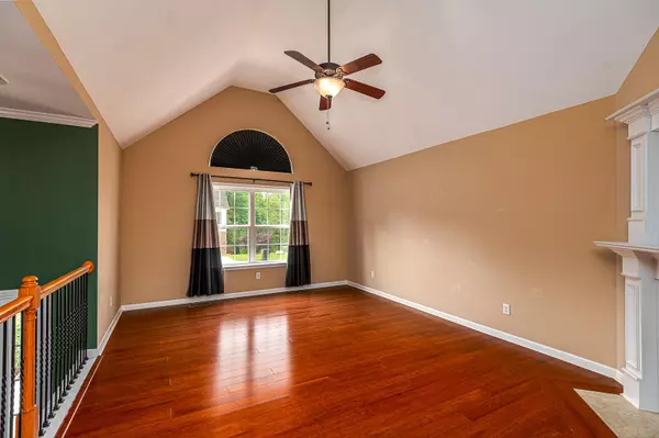 Hixson, TN 37343,8592 Booth Bay Drive