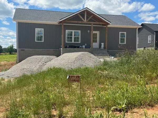 Sparta, TN 38583,486 black oak rd