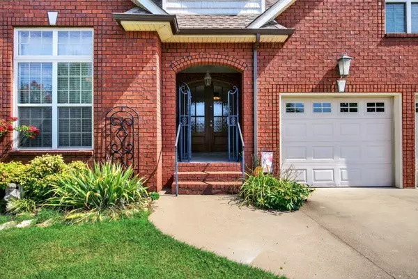 Clarksville, TN 37043,319 Turnberry Cir