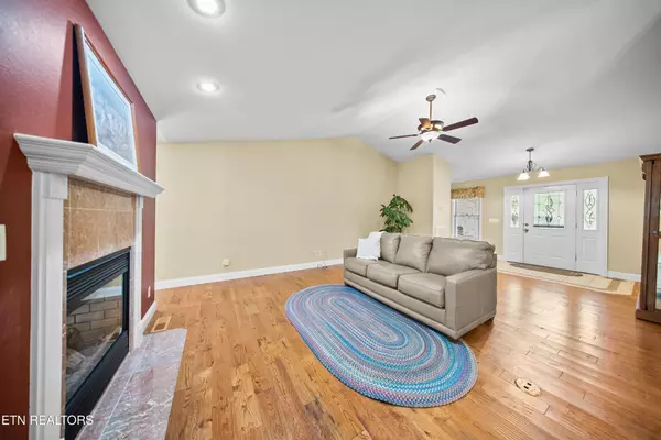 Crossville, TN 38558,109 Markham Lane