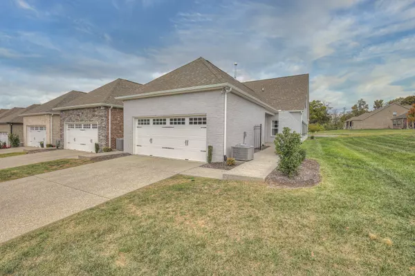 Lebanon, TN 37090,881 Meadowcrest Way