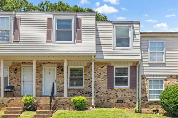 Nashville, TN 37217,4000 Anderson Rd #44