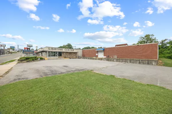 Cookeville, TN 38501,250 Jefferson Ave #S