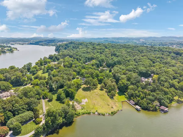 Knoxville, TN 37920,0 Beechwood Road