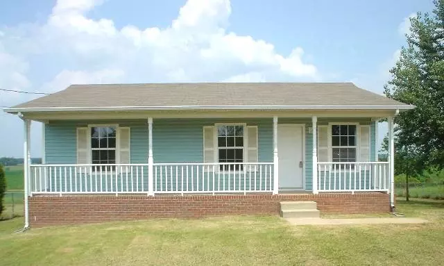 2048 Carneal Ln, Oak Grove, KY 42262